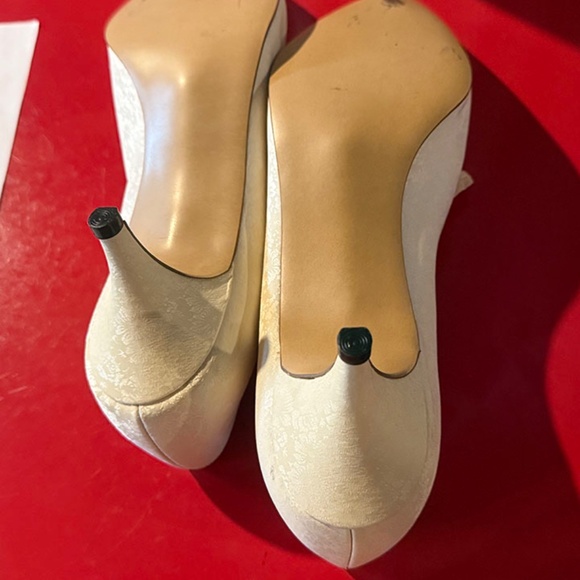 Vintage Dyable Heels - Picture 7 of 9